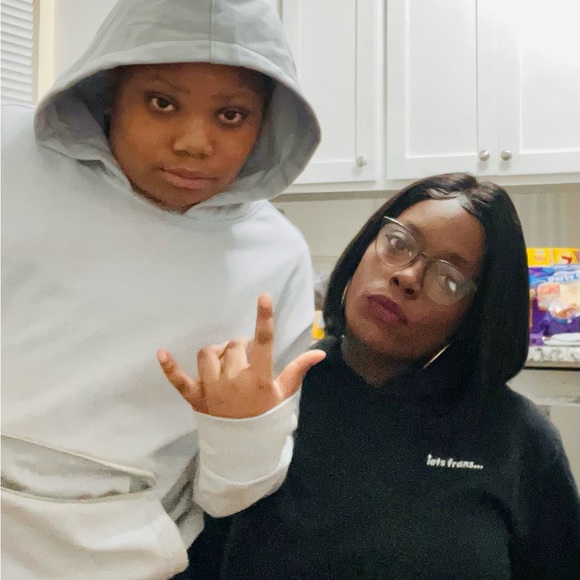 Meet your Posher, Tashia - Picture 2 of 7